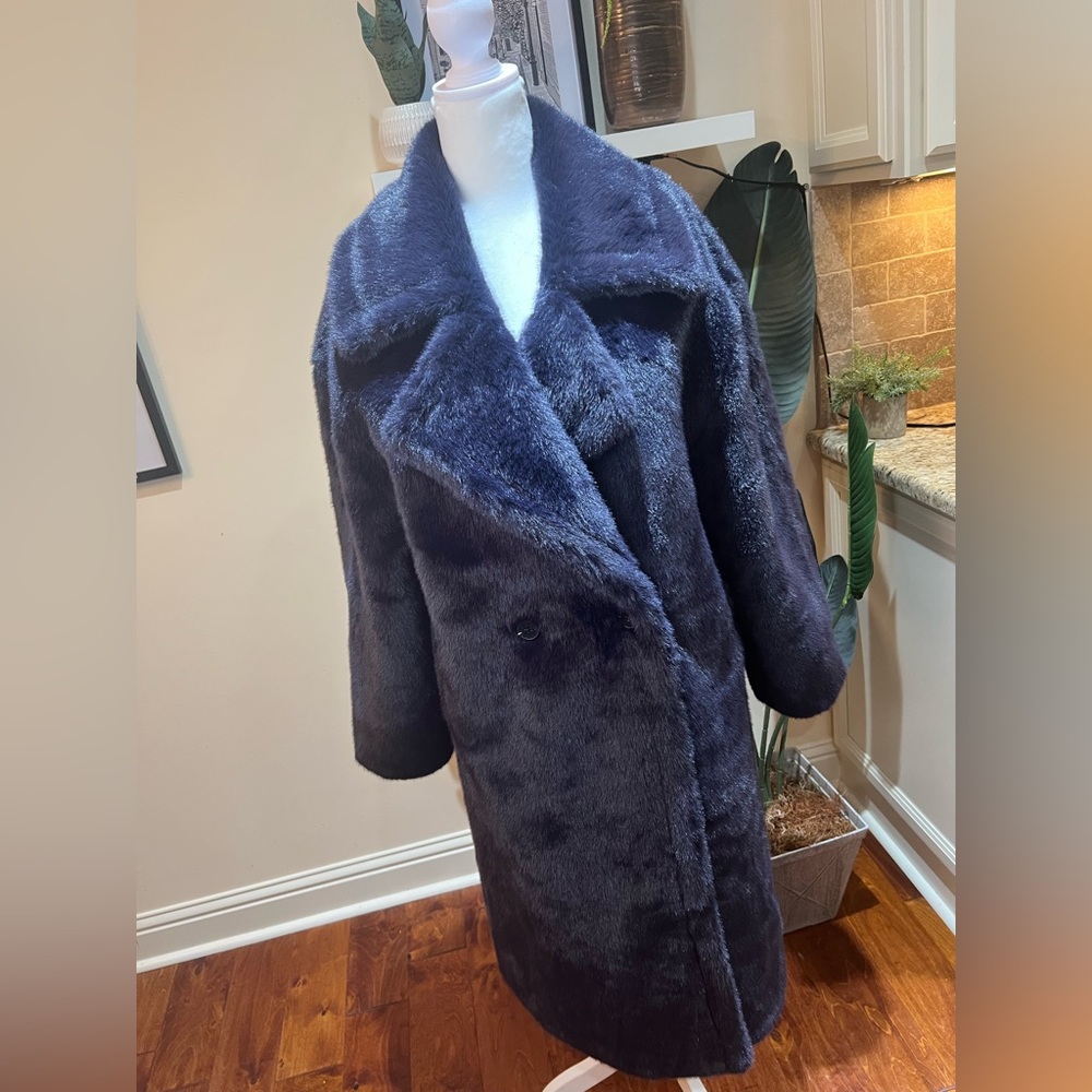Avec Les Filles Navy Luxe Long Faux Fur Coat Medium